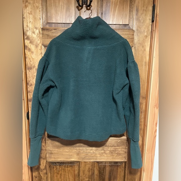 NWT Free People Poppy Pullover, Forest Pine, Size Medium - Picture 4 of 7
